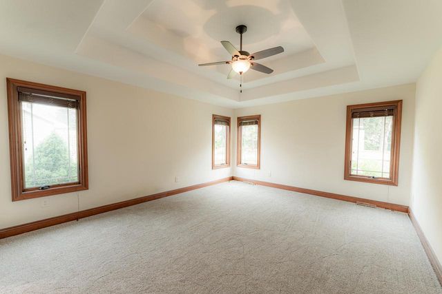 5020 Pine Tree CIRCLE, Racine, WI 53402