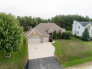 5020 Pine Tree CIRCLE, Racine, WI 53402