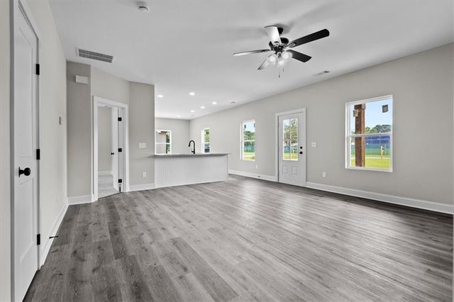 145 Walraven Place, Dallas, GA 30132