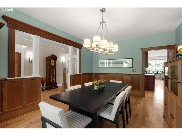 12624 Sw 22ND Ave, Lake Oswego, OR 97034