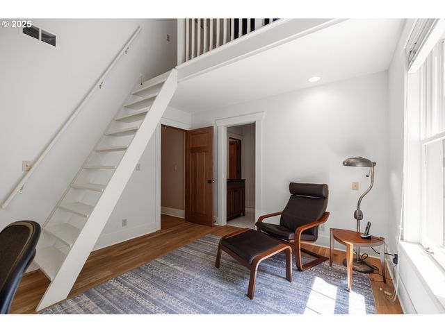 12624 Sw 22ND Ave, Lake Oswego, OR 97034