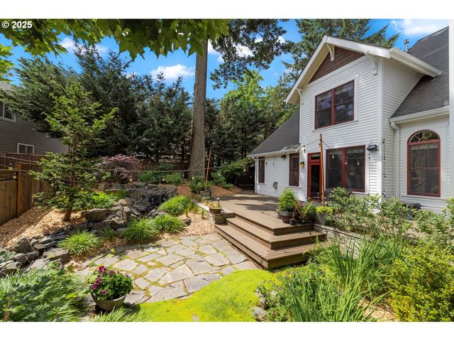 12624 Sw 22ND Ave, Lake Oswego, OR 97034