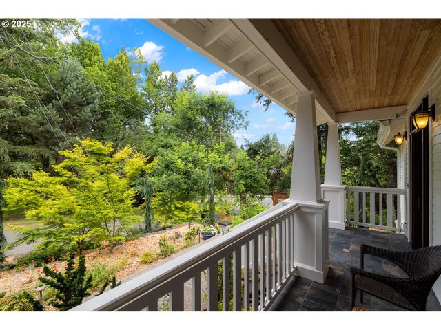 12624 Sw 22ND Ave, Lake Oswego, OR 97034