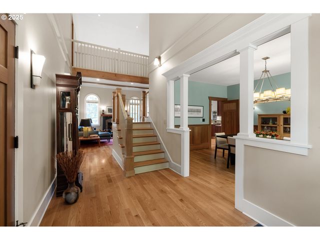 12624 Sw 22ND Ave, Lake Oswego, OR 97034