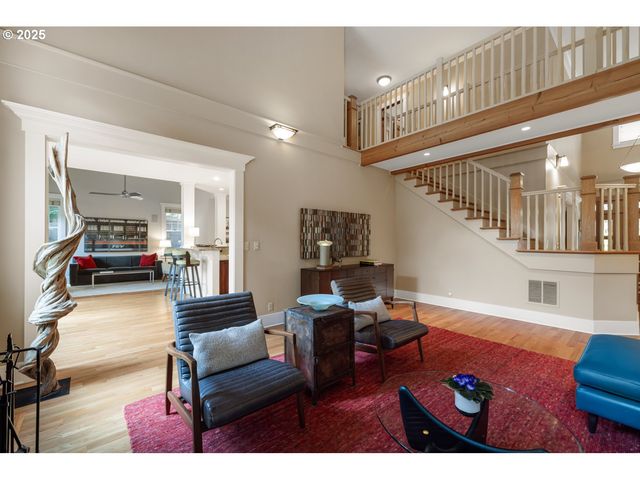 12624 Sw 22ND Ave, Lake Oswego, OR 97034