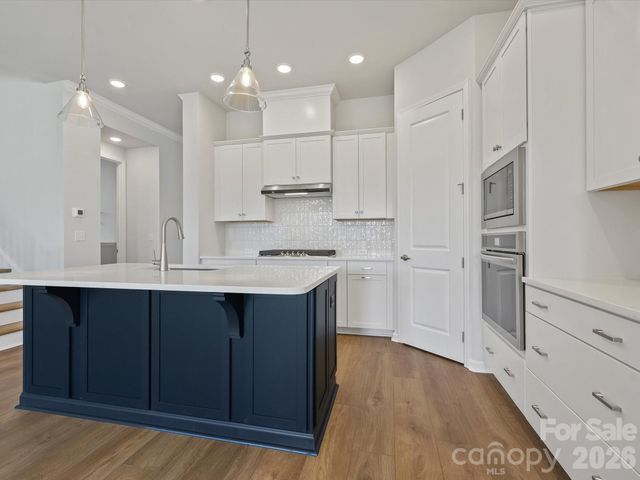 1015 Fen Lane, Waxhaw, NC 28173