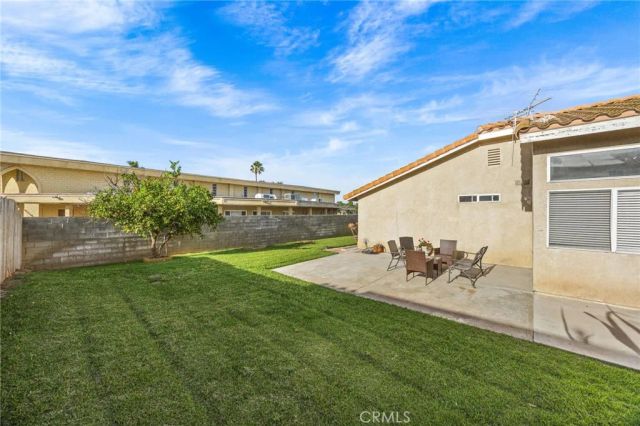 11031 Sierra Tree Lane, Riverside, CA 92505