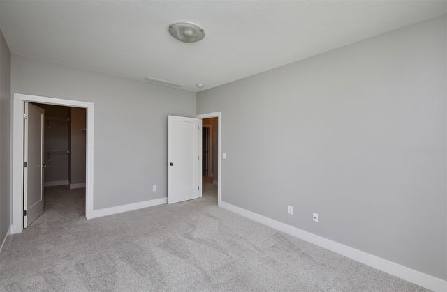 9683 Crestview Drive, West Des Moines, IA 50266