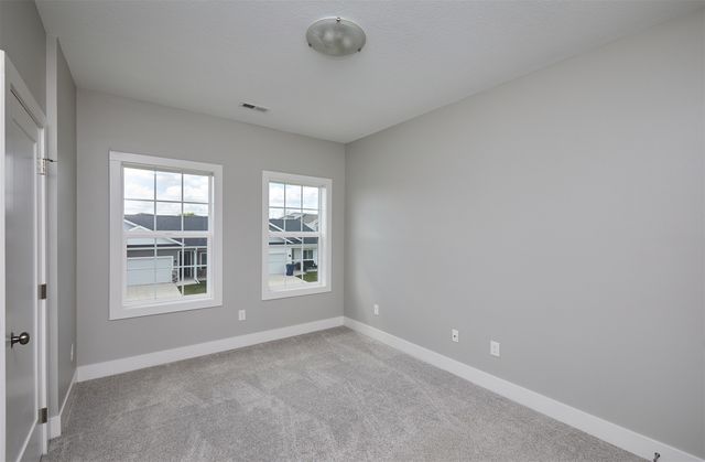 9683 Crestview Drive, West Des Moines, IA 50266