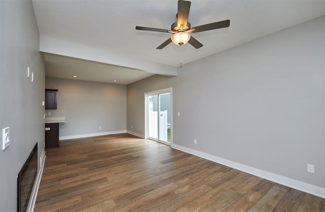 9683 Crestview Drive, West Des Moines, IA 50266