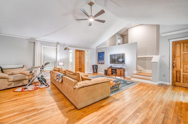8651 BAYLOR RD, Bartlett, TN 38002