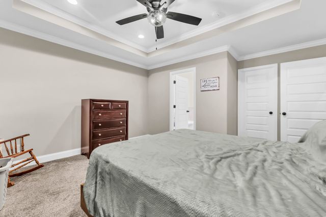 1195 Boulder Pass Rd, Clarksville, TN 37040