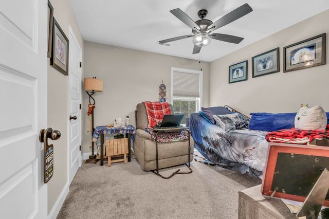 1195 Boulder Pass Rd, Clarksville, TN 37040