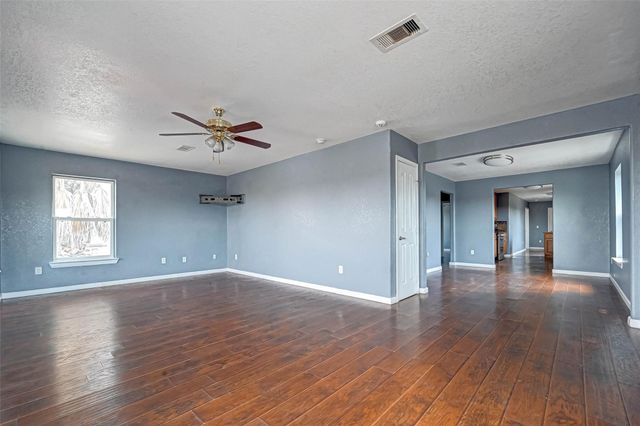 1402 51st Street, Galveston, TX 77551
