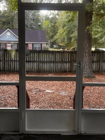 311 Melrose Lane, Dothan, AL 36303