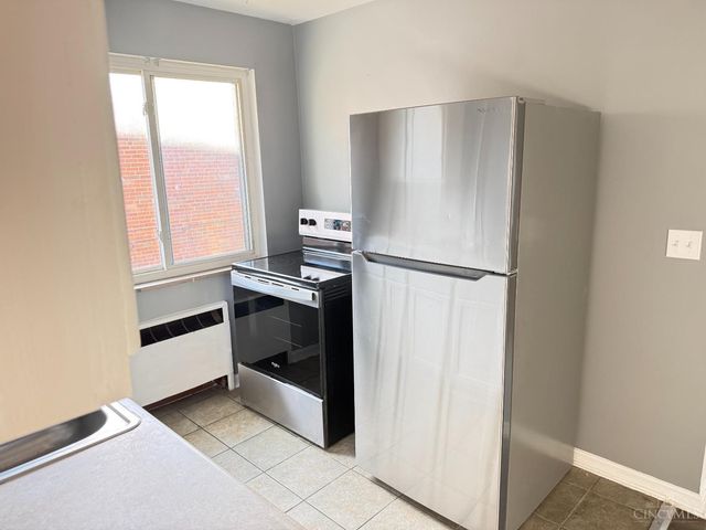 3926 E Gatewood Lane, Silverton, OH 45236