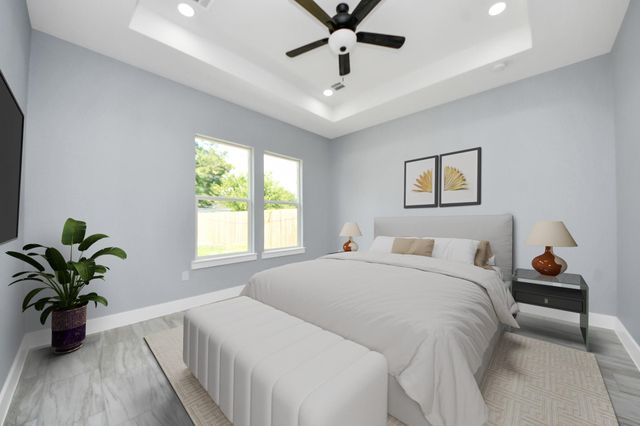 406 S Iowa Street, La Porte, TX 77571