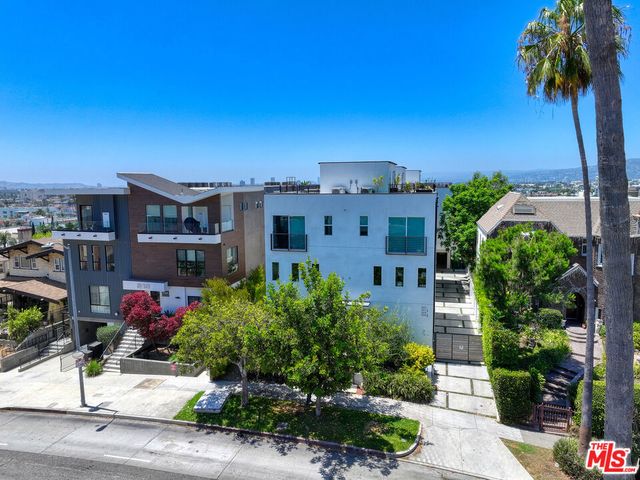 525 N Normandie Avenue, Los Angeles, CA 90004