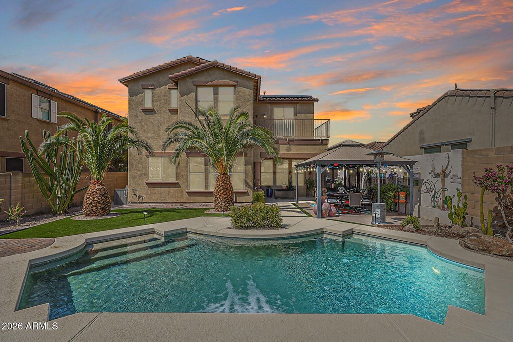 18487 W DESERT VIEW Lane, Goodyear, AZ 85338 — photo 2