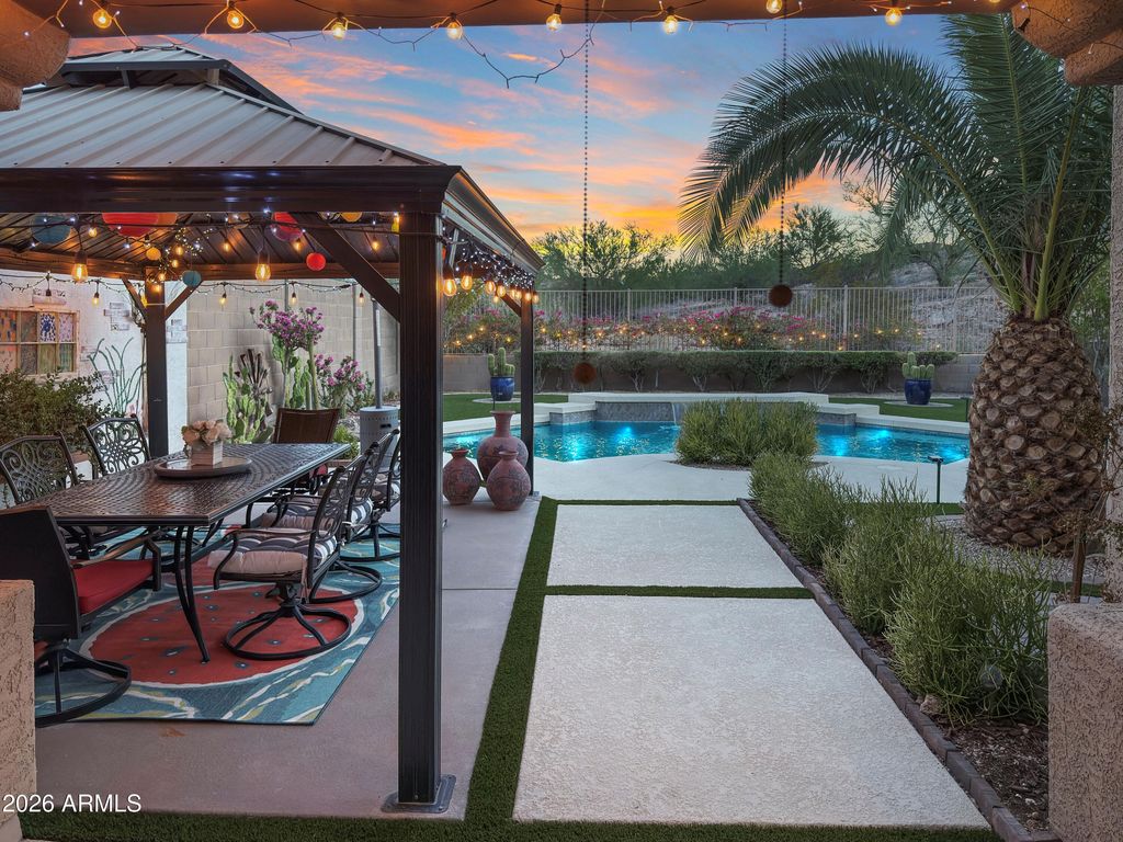 18487 W DESERT VIEW Lane, Goodyear, AZ 85338 — photo 5