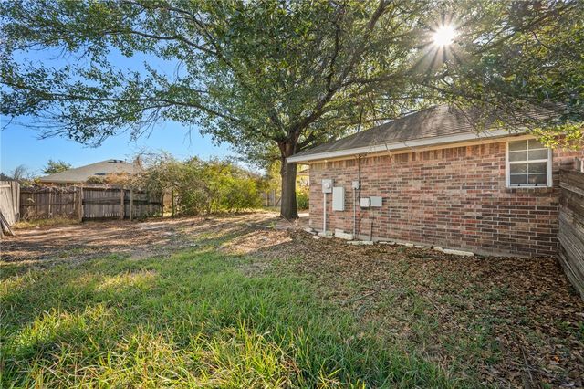 1516 Southern Plantation Drive, College Station, TX 77845