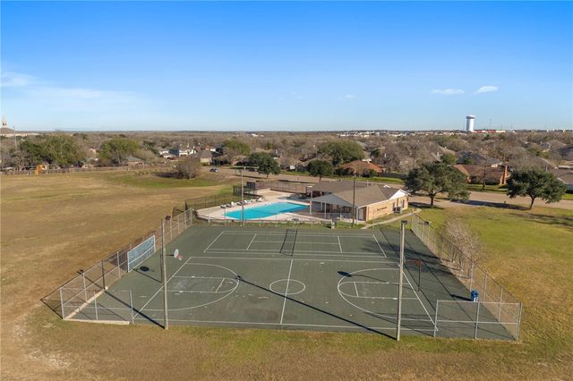 1516 Southern Plantation Drive, College Station, TX 77845