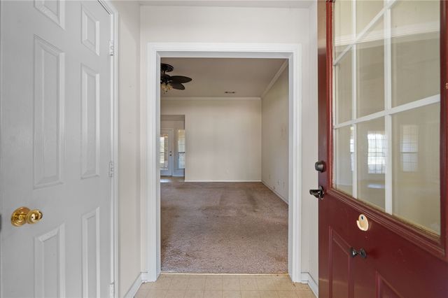 1516 Southern Plantation Drive, College Station, TX 77845