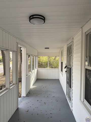 337 SE Norwood ST, Topeka, KS 66607