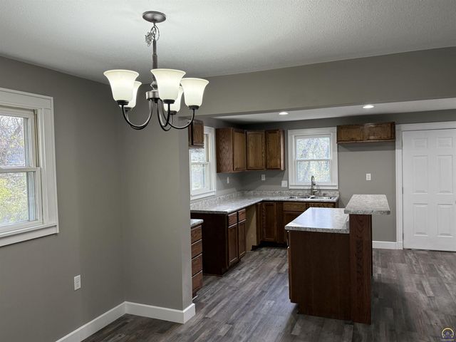 337 SE Norwood ST, Topeka, KS 66607