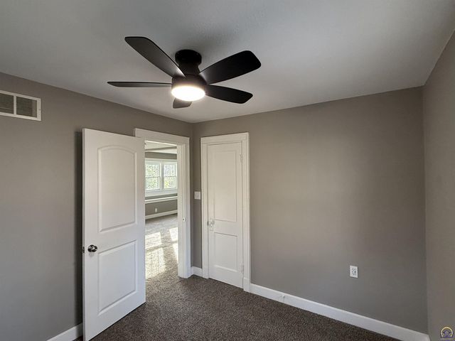 337 SE Norwood ST, Topeka, KS 66607