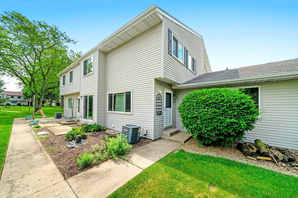 1837 Kerrybrook Court 0, Sycamore, IL 60178