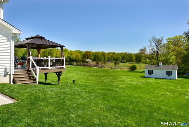 30 Michael Lane, Suffield, CT 06078