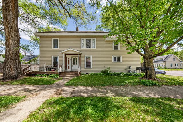 3 6th Avenue NW, Faribault, MN 55021