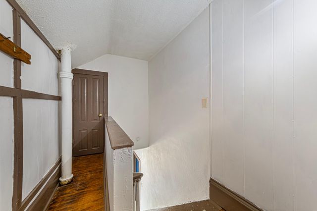 3 6th Avenue NW, Faribault, MN 55021