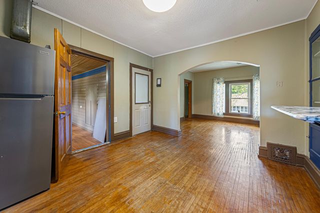 3 6th Avenue NW, Faribault, MN 55021