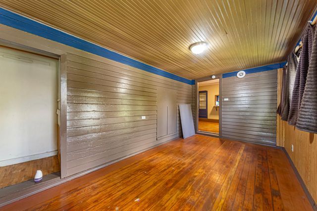 3 6th Avenue NW, Faribault, MN 55021