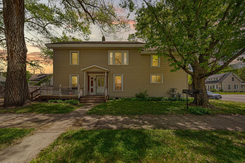3 6th Avenue NW, Faribault, MN 55021
