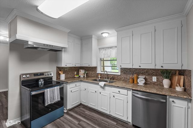 4726 Akard Avenue, Shreveport, LA 71105