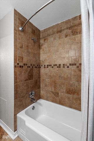 4726 Akard Avenue, Shreveport, LA 71105