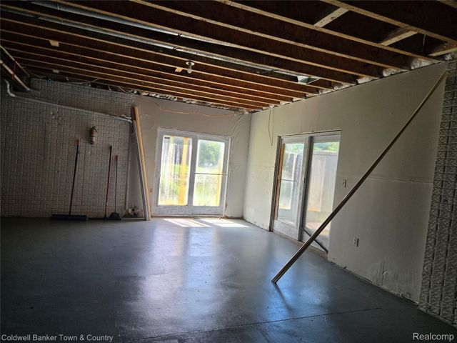 11428 Clark Rd. Road, Springfield Charter Township, MI 48350