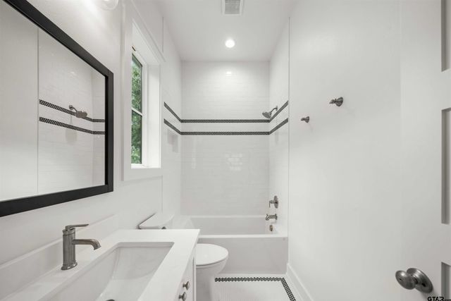 2630 Aqua Vista, Jacksonville, TX 75766