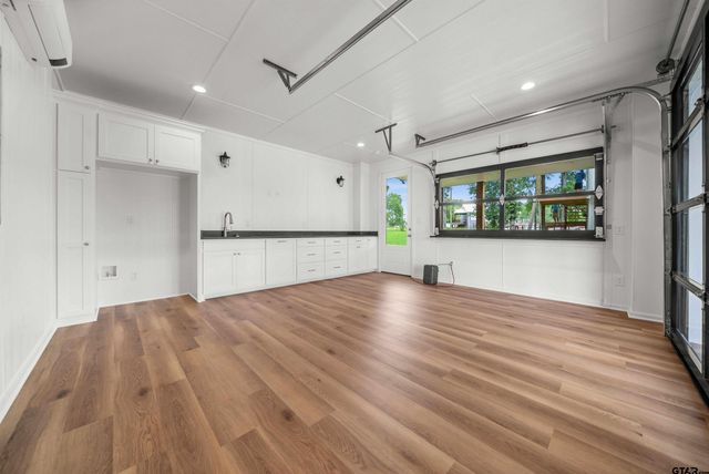 2630 Aqua Vista, Jacksonville, TX 75766