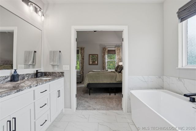 2414 W Union Place, Collinsville, OK 74021