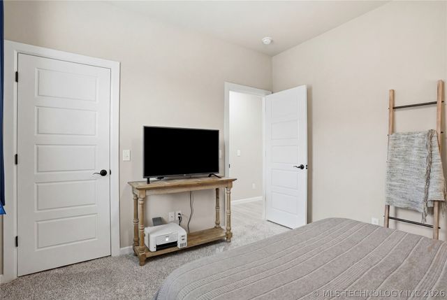 2414 W Union Place, Collinsville, OK 74021