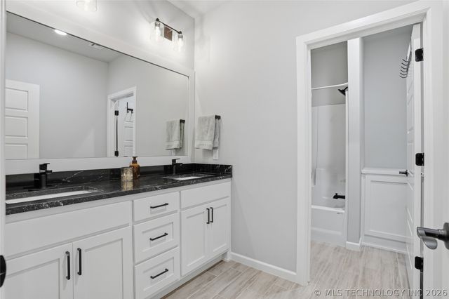 2414 W Union Place, Collinsville, OK 74021