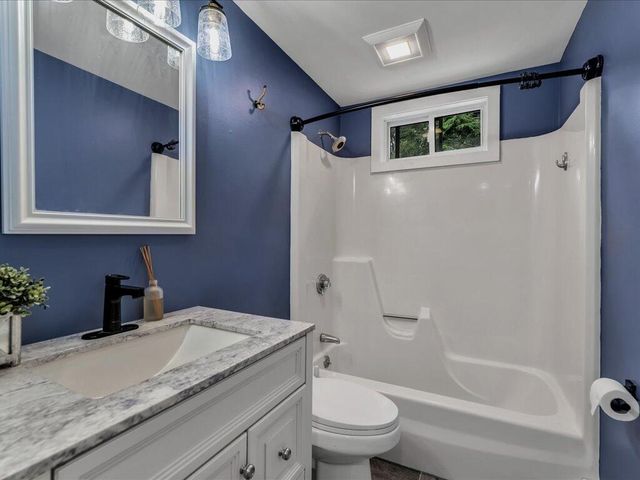 95 Washington Avenue, West Yarmouth, MA 02673