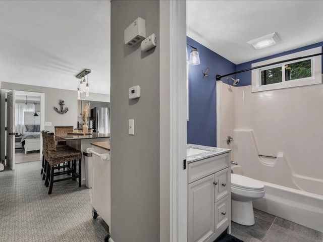 95 Washington Avenue, West Yarmouth, MA 02673