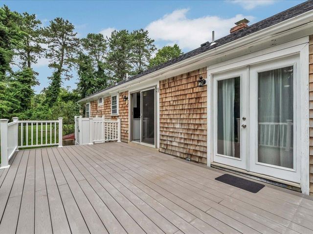 95 Washington Avenue, West Yarmouth, MA 02673