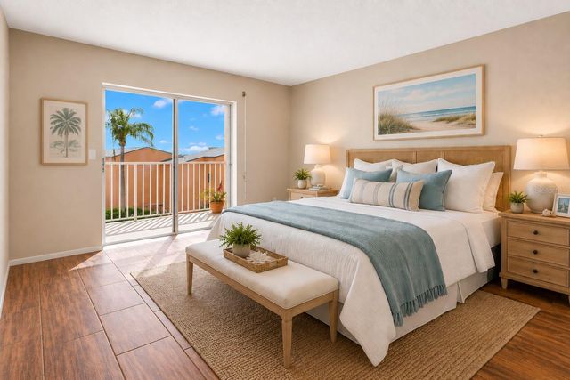 7432 SUNSHINE SKYWAY LANE S 302, St Petersburg, FL 33711