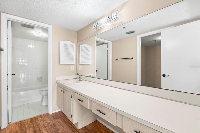 7432 SUNSHINE SKYWAY LANE S 302, St Petersburg, FL 33711